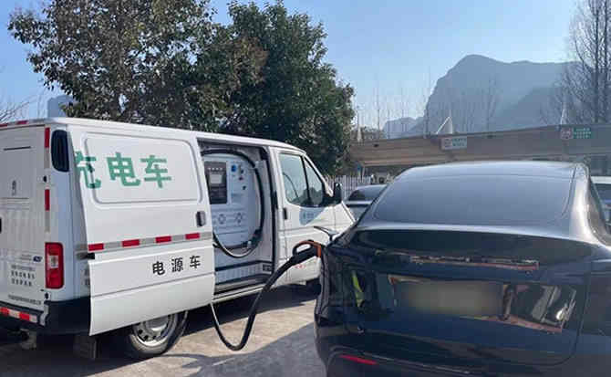 水磨沟区汽车搭电
